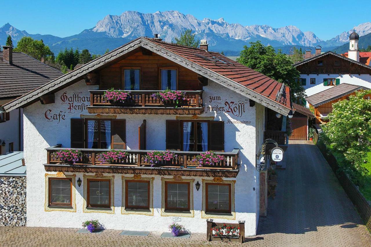 Fruehstueckspension Gaestehaus Zum Weissen Roessl Wallgau Buitenkant foto